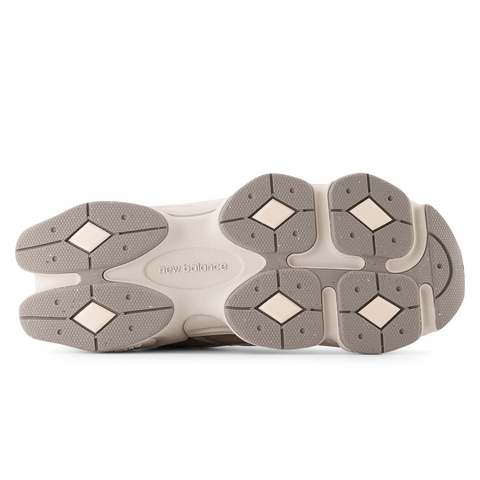 9060 Bruin | Mushroom
