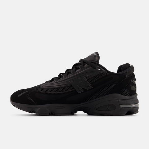 New Balance M1000B Volledig zwart