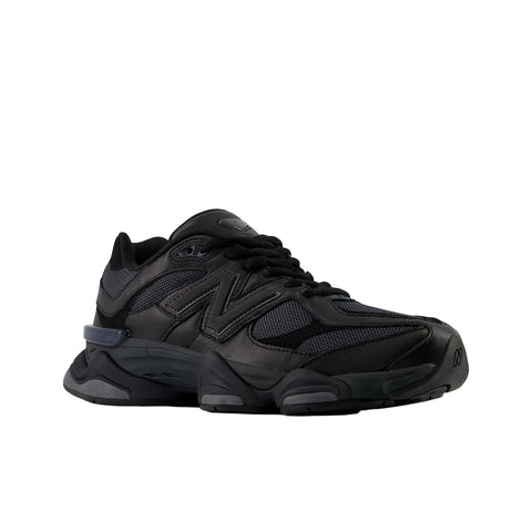 New Balance 9060 volledig zwart U9060NRI
